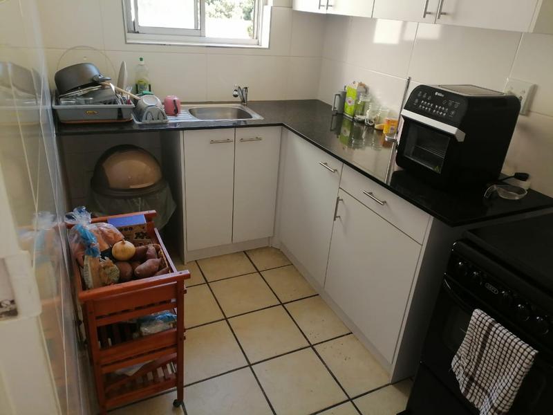 To Let 2 Bedroom Property for Rent in Gardens Western Cape